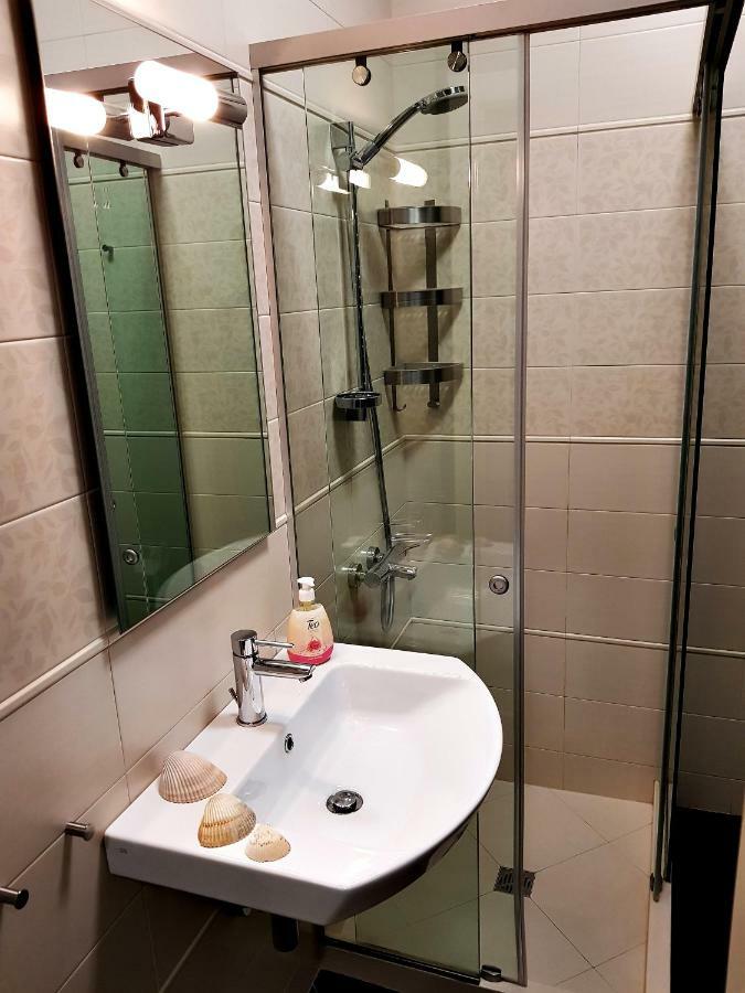 Apartemen 100 m² dengan 2 kamar tidur dan 2 kamar mandi pribadi di Pusat Kota Sofia Bagian luar foto